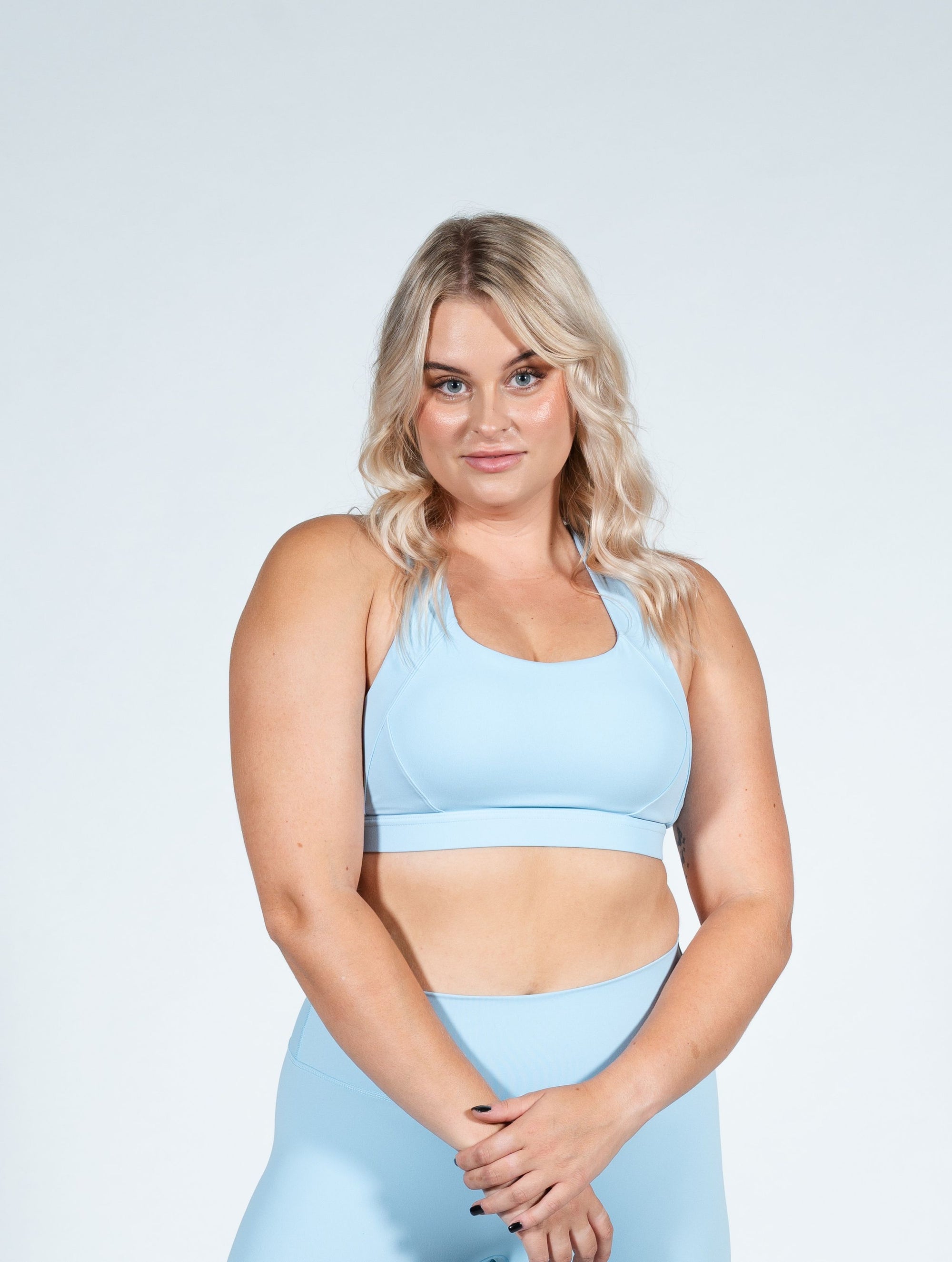 Isabella - Crop